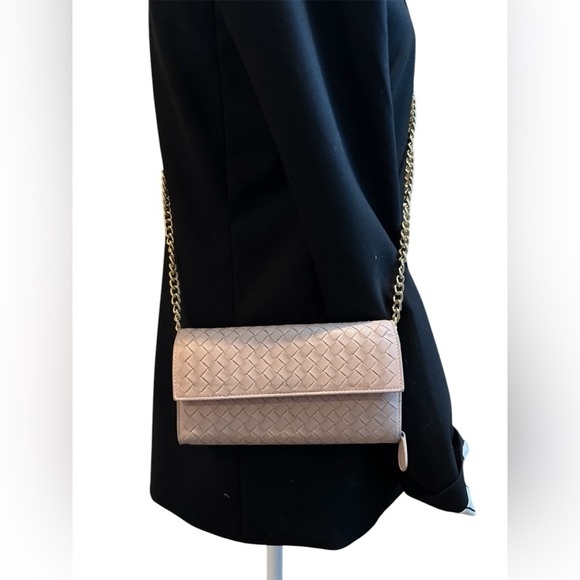 Bottega Veneta Handbags - Bottega Veneta Wallet and unbranded chain for crossbody option | Good Condition